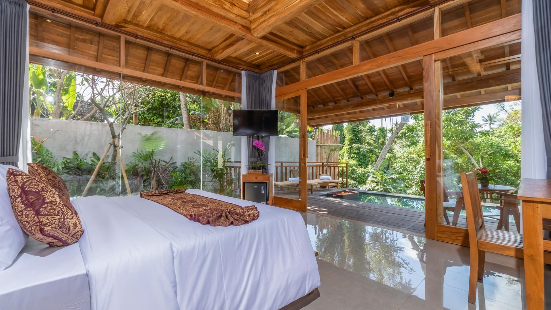 Jungle View Private Villa Walking Distance to Ubud — photo 2